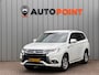 Mitsubishi Outlander 2.0 PHEV Business Edition alcantara camera