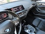 BMW 1-Serie 118i Sport High Executive|Sport stoelen leder|Zwarte hemelbekleding|Stoelverwarming|Sfeerverlichting|Carplay.