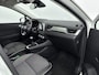 Renault Captur 1.0 TCe Intens 100PK | Navigatie | Afneembare Trekhaak | Achteruitrijcamera | Half-Lederen Bekleding | Climate Control | Apple CarPlay & Android Auto