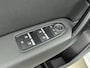 Renault Captur 1.0 TCe Intens 100PK | Navigatie | Afneembare Trekhaak | Achteruitrijcamera | Half-Lederen Bekleding | Climate Control | Apple CarPlay & Android Auto