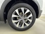 Renault Captur 1.0 TCe Intens 100PK | Navigatie | Afneembare Trekhaak | Achteruitrijcamera | Half-Lederen Bekleding | Climate Control | Apple CarPlay & Android Auto