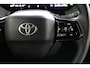 Toyota Urban Cruiser Executive 61 kWh | Apple Carplay/Android Auto | Panorama Dak | Kunstlederen Bekleding | 360 Camera | JBL Audio |
