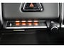 Toyota Urban Cruiser Executive 61 kWh | Apple Carplay/Android Auto | Panorama Dak | Kunstlederen Bekleding | 360 Camera | JBL Audio |