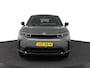 Toyota Urban Cruiser Executive 61 kWh | Apple Carplay/Android Auto | Panorama Dak | Kunstlederen Bekleding | 360 Camera | JBL Audio |