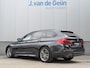 BMW 5-Serie Touring 520i High Executive Edition | Pano | Ventilatie | Parkeerverw | Trekhaak | M-Pakket | Camera