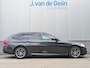 BMW 5-Serie Touring 520i High Executive Edition | Pano | Ventilatie | Parkeerverw | Trekhaak | M-Pakket | Camera