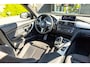 BMW 3-Serie Touring 316i M Sport Edition (Panodak / M Pakket / Alcantara / Sportstoelen / Climate / Cruise / Stoelverwarming)