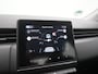 Renault Clio TCe 100 Zen - RIJKLAARPRIJS - Getinte ramen - Parkeersensoren achter - Navigatiesysteem