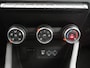 Renault Clio TCe 100 Zen - RIJKLAARPRIJS - Getinte ramen - Parkeersensoren achter - Navigatiesysteem