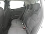Renault Clio TCe 100 Zen - RIJKLAARPRIJS - Getinte ramen - Parkeersensoren achter - Navigatiesysteem