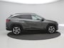 Hyundai Tucson 1.6 T-GDI HEV Premium Automaat / Blindspot Camera / 360 Camera / Bestuurdersstoel met geheugen / All season banden / 1650KG Trekgewicht / 1ste Eigenaar / NL Auto / Dealer onderhouden / Keyless Entry /