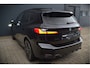 BMW 2-Serie Active Tourer M Sport 225e xDrive | Panoramadak | Harman Kardon | Individual | Head-Up Display | 360 Camera | Keyless | Cruise Control | Navigatie Prof. | Elek. Achterklep | Ambiance Verlichting | Fabrieksgarantie