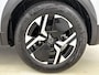 Peugeot e-2008 SUV EV Allure Avantage 54 kWh 156pk | 406km WLTP Actieradius | Navigatie | Rondomzichtcamera | Climate Control | Adaptieve Cruise Control | Parkeersensoren v+a | Dodehoeksensor | Keyless | Draadloze Apple Carplay / Android Auto + telefoonlader | Digitaal instrumentenpaneel | Armsteun | Elektrisch inklapbare spiegels | DAB+ radio | Led koplampen | Donker getint glas | 17" lichtmetalen velgen |