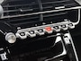 Peugeot e-2008 SUV EV Allure Avantage 54 kWh 156pk | 406km WLTP Actieradius | Navigatie | Rondomzichtcamera | Climate Control | Adaptieve Cruise Control | Parkeersensoren v+a | Dodehoeksensor | Keyless | Draadloze Apple Carplay / Android Auto + telefoonlader | Digitaal instrumentenpaneel | Armsteun | Elektrisch inklapbare spiegels | DAB+ radio | Led koplampen | Donker getint glas | 17" lichtmetalen velgen |