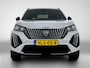 Peugeot e-2008 SUV EV Allure Avantage 54 kWh 156pk | 406km WLTP Actieradius | Navigatie | Rondomzichtcamera | Climate Control | Adaptieve Cruise Control | Parkeersensoren v+a | Dodehoeksensor | Keyless | Draadloze Apple Carplay / Android Auto + telefoonlader | Digitaal instrumentenpaneel | Armsteun | Elektrisch inklapbare spiegels | DAB+ radio | Led koplampen | Donker getint glas | 17" lichtmetalen velgen |