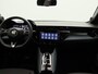 Alfa Romeo Junior Elettrica 54 kWh | Apple Carplay/Android Auto | Cruise Control | Climate Control | Lichtmetalen Velgen |