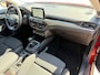 Ford Focus 1.0 EcoBoost Titanium Business | Adaptief cruise control | Trekhaak | B&O audio | HUD | Parkeersensoren voor en achter | Achteruitrijcamera | Winter pack | 17" lichtmetalen velgen |