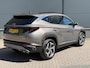 Hyundai Tucson 1.6 T-GDI HEV Premium / Eerste Eigenaar / Elektrische Stoelen met Geheugen / Elektrische Achterklep / Stoel Verwarming+Verkoeling / Apple Carplay&Android Auto / 360º Camera / Stuur Verwarming / Lederen Bekleding /