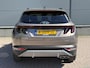 Hyundai Tucson 1.6 T-GDI HEV Premium / Eerste Eigenaar / Elektrische Stoelen met Geheugen / Elektrische Achterklep / Stoel Verwarming+Verkoeling / Apple Carplay&Android Auto / 360º Camera / Stuur Verwarming / Lederen Bekleding /