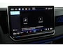 Volkswagen Tiguan 1.5 272pk eHybrid R-Line Business Trekhaak Camera Stoelverwarming Massage Keyless Virtual Cockpit Navigatie Panoramadak