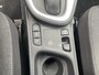 Toyota Yaris Cross 1.5 Hybrid Dynamic incl Comfort pack, Parkeersensoren, Dode hoek detectie, stuur/stoel en voorruit verwarming enz.