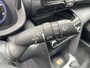 Toyota Yaris Cross 1.5 Hybrid Dynamic incl Comfort pack, Parkeersensoren, Dode hoek detectie, stuur/stoel en voorruit verwarming enz.