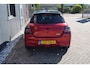 Suzuki Swift 1.2 Smart Hybrid 81pk Style Red and Black Edition