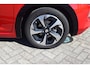 Suzuki Swift 1.2 Smart Hybrid 81pk Style Red and Black Edition