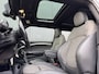 MINI Cooper Mini 1.5 Chili Serious Business (PANO, NAVI, AUTOMAAT, PARKEERSENSOREN)