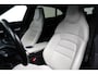Porsche Taycan Sport Turismo 93KWH 475PK PERFORMANCE / LED MATRIX / PERFORMANCE BATTERY / PORSCHE SERVICE BUNDEL / PANO. DAK / BOSE SOUNDSYSTEM / ADAPT. CRUISE / LUCHTVERING / NL AUTO / UNIEK !!