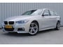 BMW 3-Serie Touring 316i High Executive | Incl. 12 maanden garantie | Cruise control | Climate control | Memory seat | Stoelverwarming | Navigatie | Lederen bekleding |