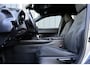 Lexus UX 250h Preference Line Rijklaarprijs-Garantie Apple/Android Led Camera Alcantara Interieur
