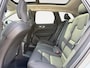 Volvo XC60 2.0 T6 Plug-in hybrid AWD Plus Dark | Panoramadak | Headup display | 360 camera | Getint glas |