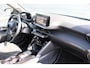 Peugeot 2008 1.2 Hybrid 145 GT | Automaat | Navigatie | Camera voor + achter | Massage | Stoelverwarming | Adaptieve cruise |