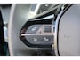 Peugeot 2008 1.2 Hybrid 145 GT | Automaat | Navigatie | Camera voor + achter | Massage | Stoelverwarming | Adaptieve cruise |
