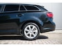 Toyota Avensis 1.8 VVTi Business | Camera | Trekhaak | Leder alcantara | Stoelverwarming | nette auto |
