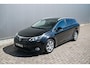 Toyota Avensis 1.8 VVTi Business | Camera | Trekhaak | Leder alcantara | Stoelverwarming | nette auto |
