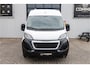 Peugeot Boxer 330 2.2 BlueHDi 140 L2H2 Premium Volle Inrichting I Trekhaak I NAV I Cam