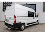 Peugeot Boxer 330 2.2 BlueHDi 140 L2H2 Premium Volle Inrichting I Trekhaak I NAV I Cam