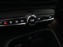 Volvo XC40 2.0 T4 Inscription | Dealer onderhouden | Panoramadak | Adaptive Cruise | BLIS | Standkachel | Trekhaak | Camera | Leder | 19"