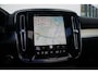 Volvo XC40 197PK B4 Plus Black Edition | Panoramadak met schuif-/kantelfunctie | 360º camera | Apple Carplay/Android Auto | Premium Audio by Harman Kardon | Electronic Climate Controle