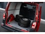 Volkswagen Transporter 150 pk Automaat | Multistuur | Navigatie | Trekhaak | Comfortstoelen | Parkeersensoren | Marge
