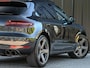 Porsche Macan 3.6 Turbo Performance Package 441pk | Sport Chrono | Panorama dak | Trekhaak | Bose Sound | Privacy glass | Adaptive cruise control | Stoel ventilatie