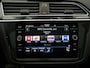 Volkswagen Tiguan 1.4 TSI eHybrid Elegance | Automaat | Apple Carplay/ Android Auto | Panorama Dak | Adaptive Cruise Control | Keyless | Matrix LED | Parkeersensoren V+A | 360 Camera | Navigatie | 12 Maand BOVAG Garantie! |