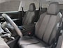 Peugeot 5008 1.2 PureTech Sport 7 Persoons Automaat (APPLE CARPLAY, GROOT NAVI, LEDER, KEYLESS, DRIVE MODE, SPORTSTOELEN, GETINT GLAS, PARKEERSENSOREN, NIEUWE APK, NIEUWSTAAT)