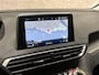 Peugeot 5008 1.2 PureTech Sport 7 Persoons Automaat (APPLE CARPLAY, GROOT NAVI, LEDER, KEYLESS, DRIVE MODE, SPORTSTOELEN, GETINT GLAS, PARKEERSENSOREN, NIEUWE APK, NIEUWSTAAT)