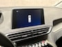 Peugeot 5008 1.2 PureTech Sport 7 Persoons Automaat (APPLE CARPLAY, GROOT NAVI, LEDER, KEYLESS, DRIVE MODE, SPORTSTOELEN, GETINT GLAS, PARKEERSENSOREN, NIEUWE APK, NIEUWSTAAT)