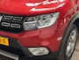 Dacia Sandero 0.9 TCe SL Stepway Automaat (NAVIGATIE, CAMERA, TREKHAAK, SPORTSTOELEN, CRUISE, ELEK RAMEN, NIEUWE APK, NIEUWSTAAT)