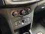 Dacia Sandero 0.9 TCe SL Stepway Automaat (NAVIGATIE, CAMERA, TREKHAAK, SPORTSTOELEN, CRUISE, ELEK RAMEN, NIEUWE APK, NIEUWSTAAT)