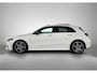 Mercedes-Benz A-klasse 180 AMG Line | Panoramadak | Elektrisch Stoelen | Night Pakket | Inclusief 24 maanden MB Certified garantie voor Europa.